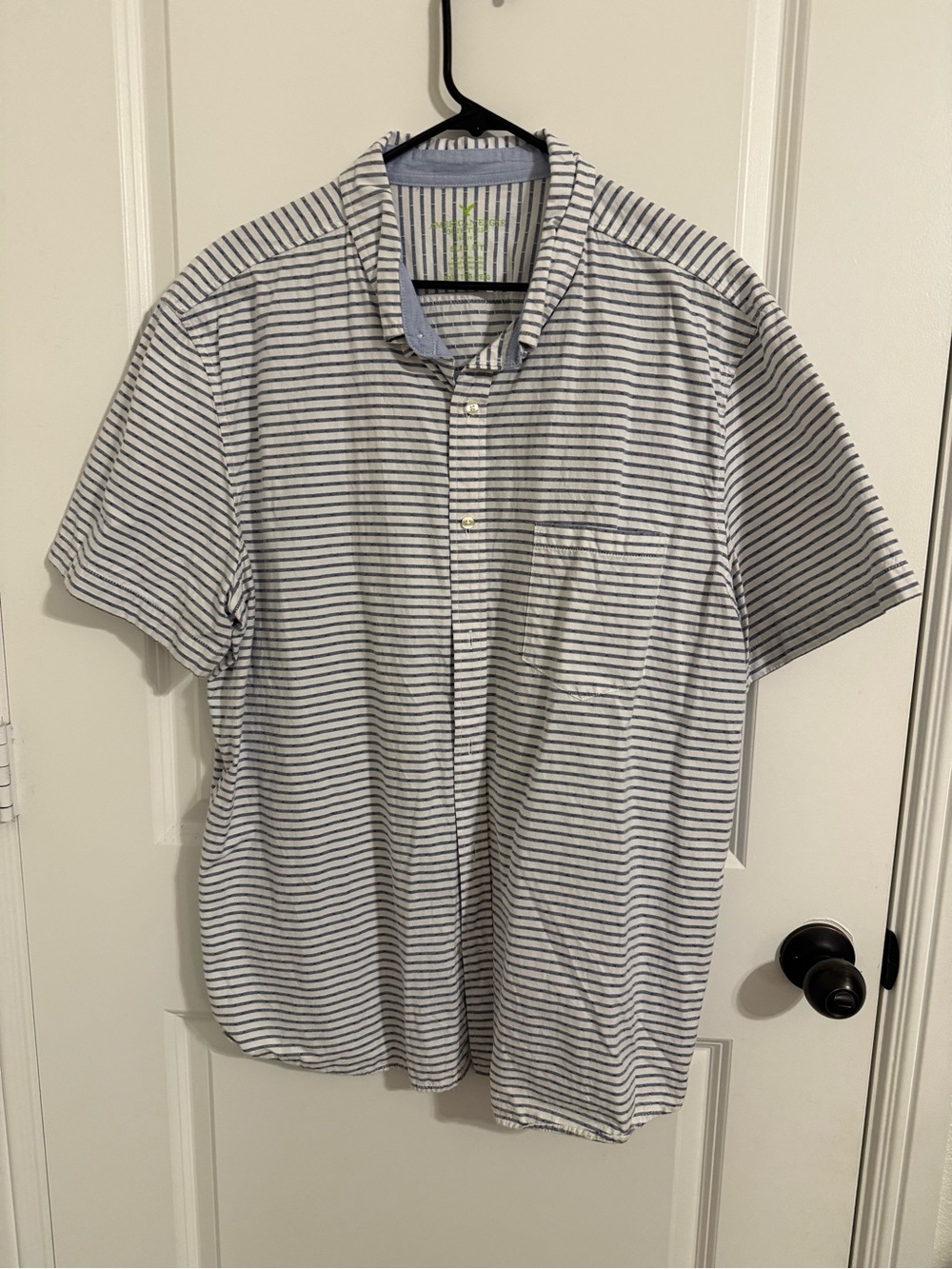 American Eagle Outfitters Short-Sleeve Striped Button-Down Shirt - White & Navy